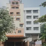 Super Hotel O River View Near Shaniwar Wada