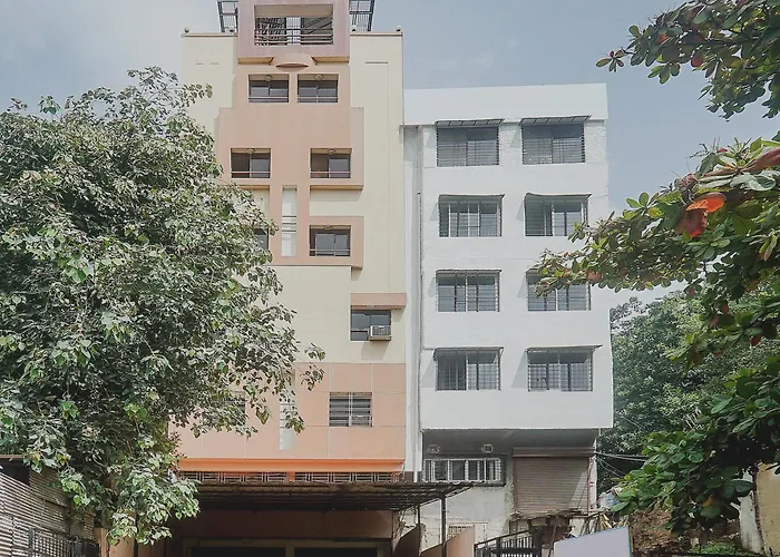 Super Hotel O River View Near Shaniwar Wada